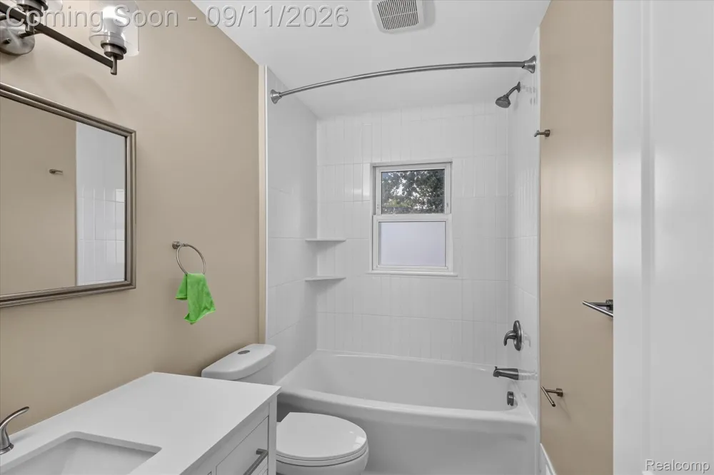 10005 Park Avenue Allen Park City, MI 48101