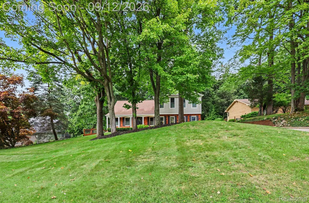 8265 Deerwood Road Independence Charter Township, MI 48348