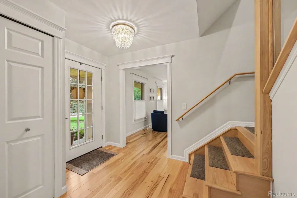 8265 Deerwood Road Independence Charter Township, MI 48348