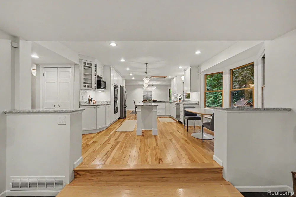 8265 Deerwood Road Independence Charter Township, MI 48348