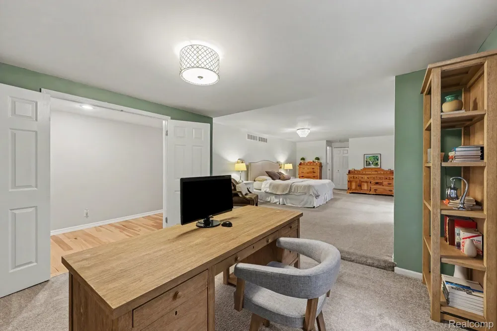 8265 Deerwood Road Independence Charter Township, MI 48348