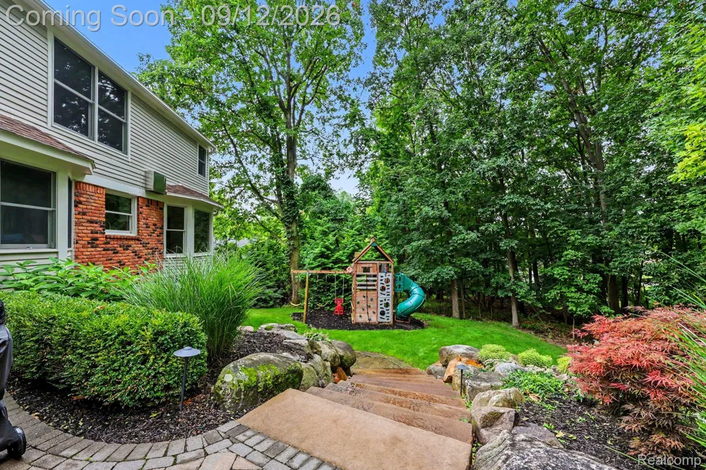 8265 Deerwood Road Independence Charter Township, MI 48348