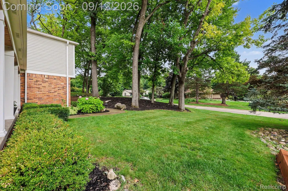 8265 Deerwood Road Independence Charter Township, MI 48348