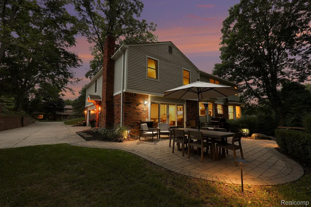 8265 Deerwood Road Independence Charter Township, MI 48348
