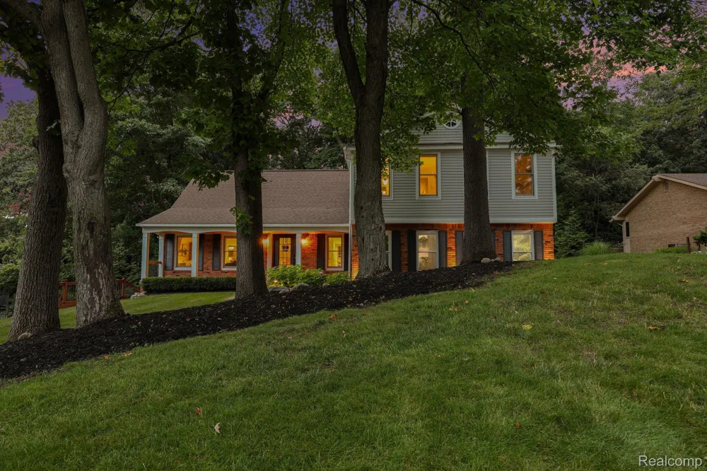 8265 Deerwood Road Independence Charter Township, MI 48348