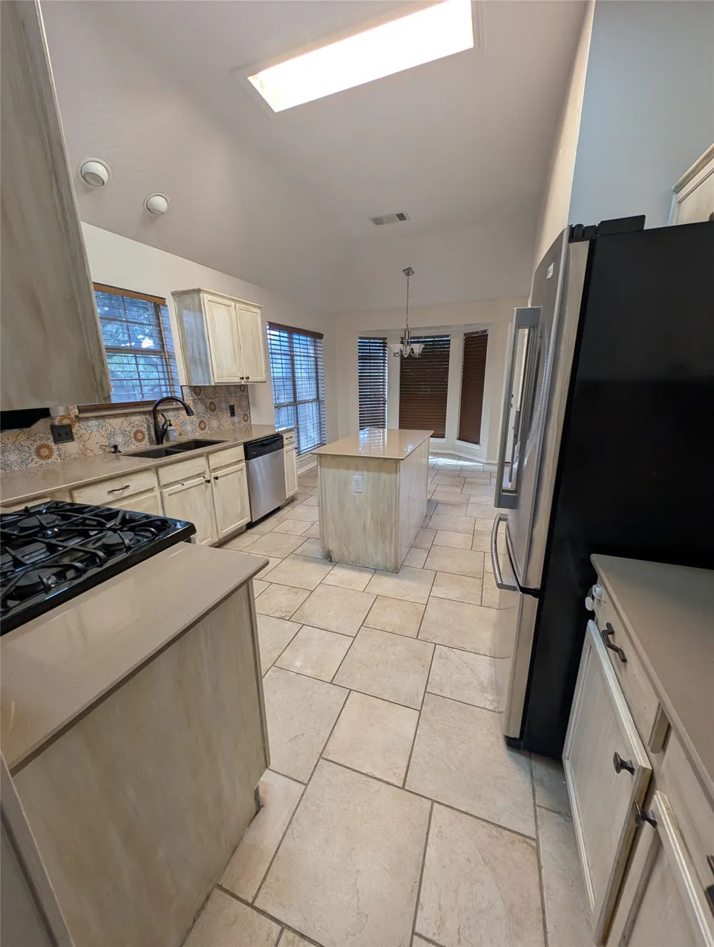1325 Roadrunner Drive Cedar Park, TX 78613