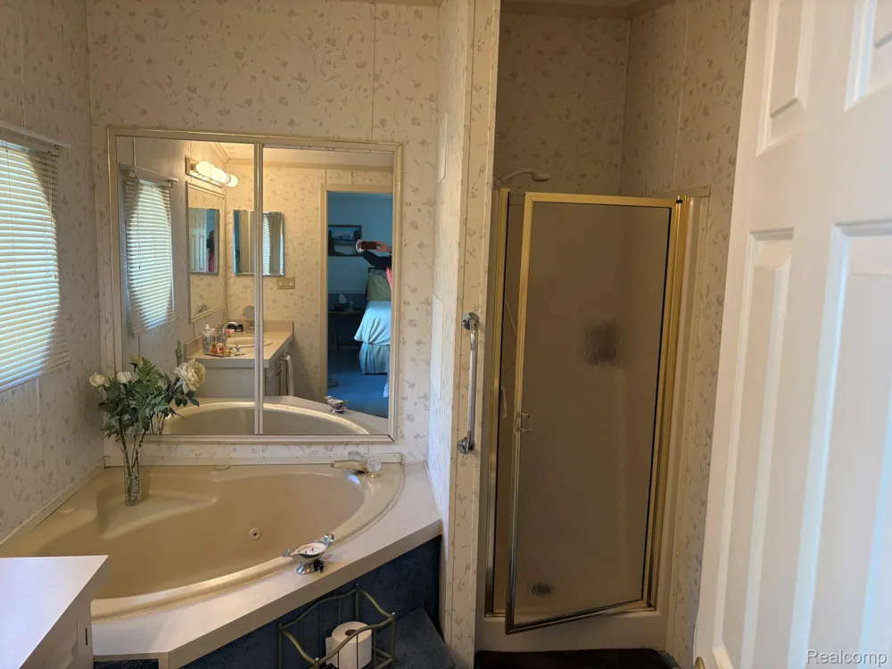 50020 Wedgewood Ct. S. Shelby Charter Township, MI 48315