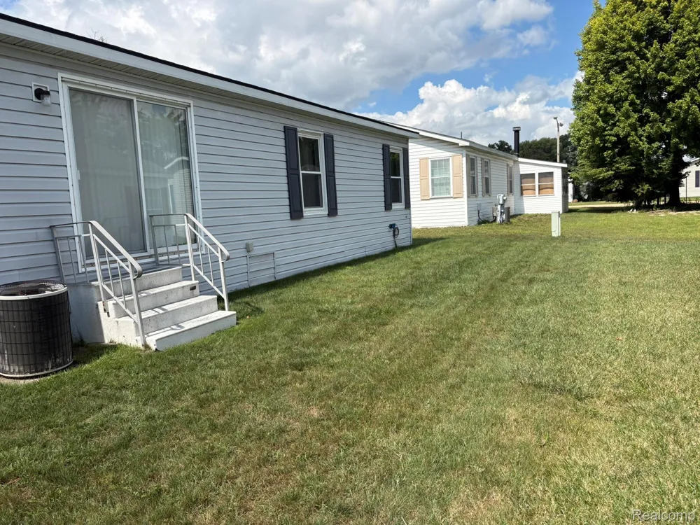 50020 Wedgewood Ct. S. Shelby Charter Township, MI 48315