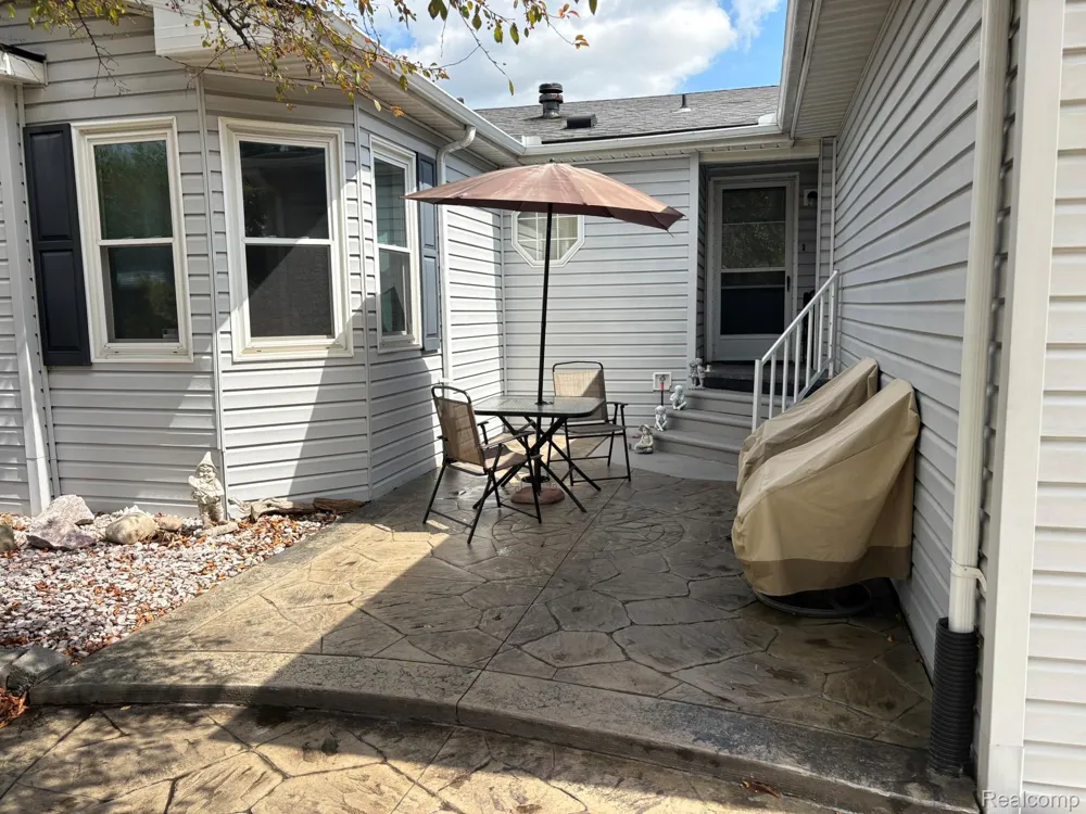 50020 Wedgewood Ct. S. Shelby Charter Township, MI 48315