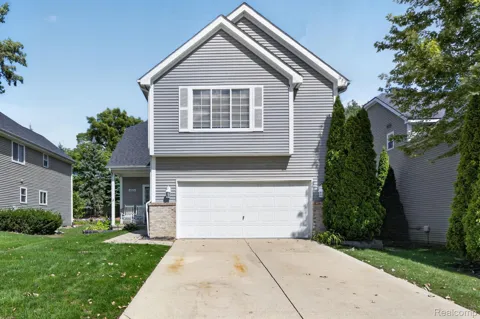 4586 Sunflower Circle