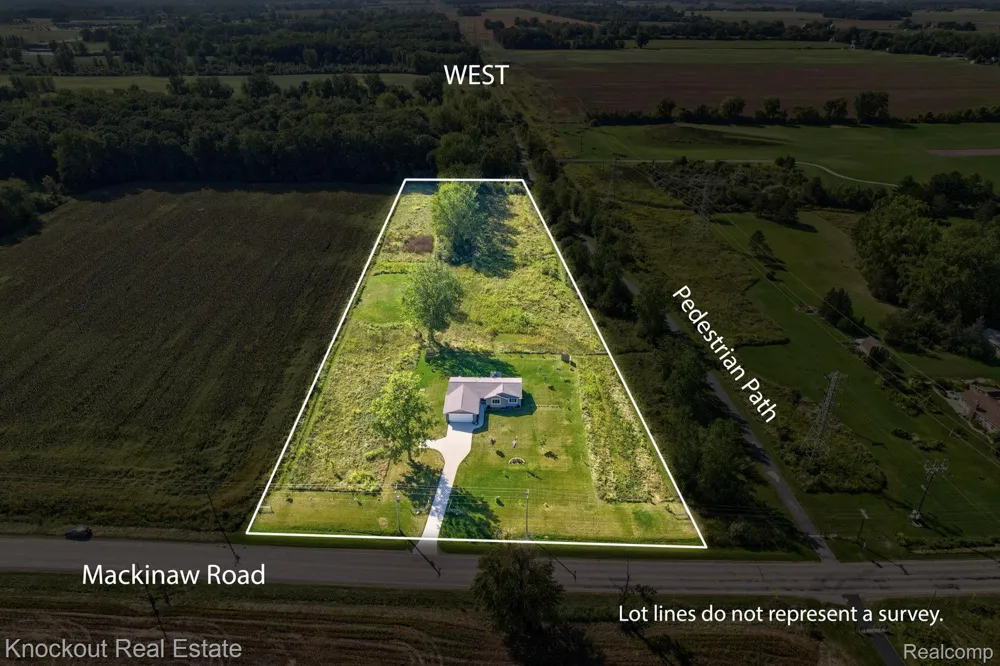 5727 Mackinaw Road Kochville Township, MI 48604