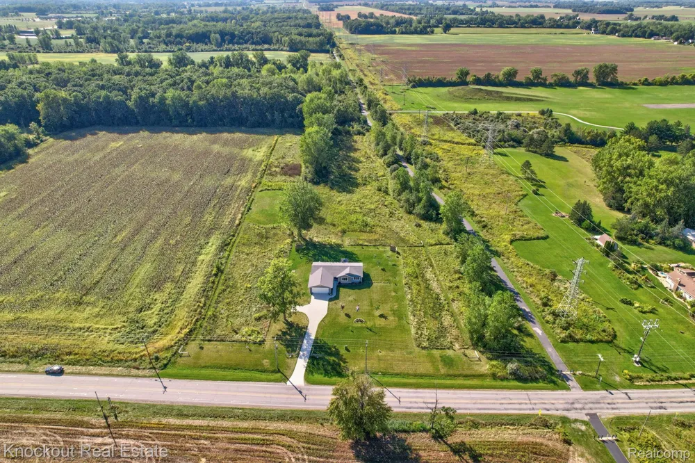 5727 Mackinaw Road Kochville Township, MI 48604