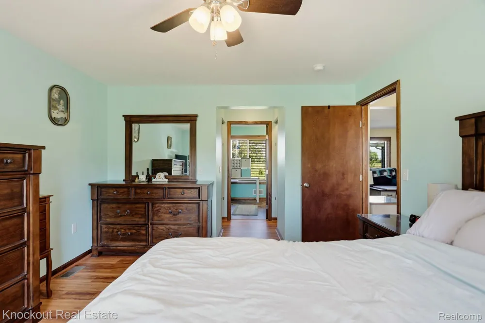 5727 Mackinaw Road Kochville Township, MI 48604