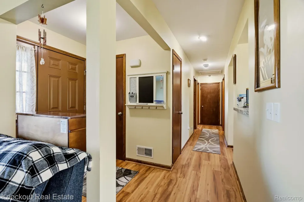 5727 Mackinaw Road Kochville Township, MI 48604