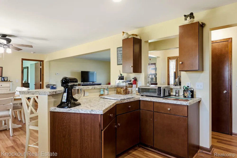5727 Mackinaw Road Kochville Township, MI 48604