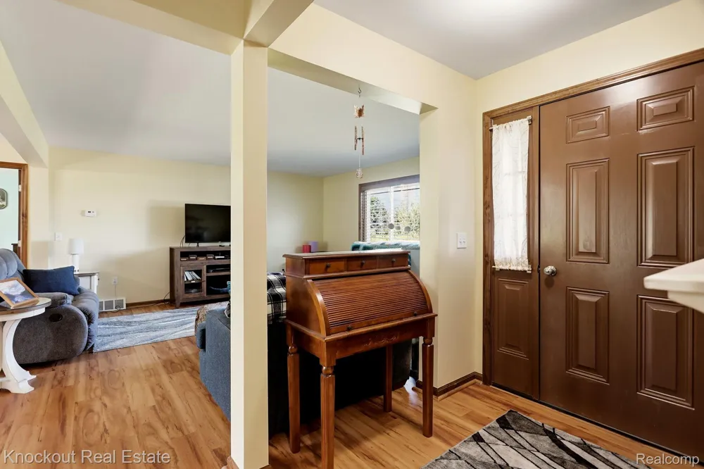 5727 Mackinaw Road Kochville Township, MI 48604