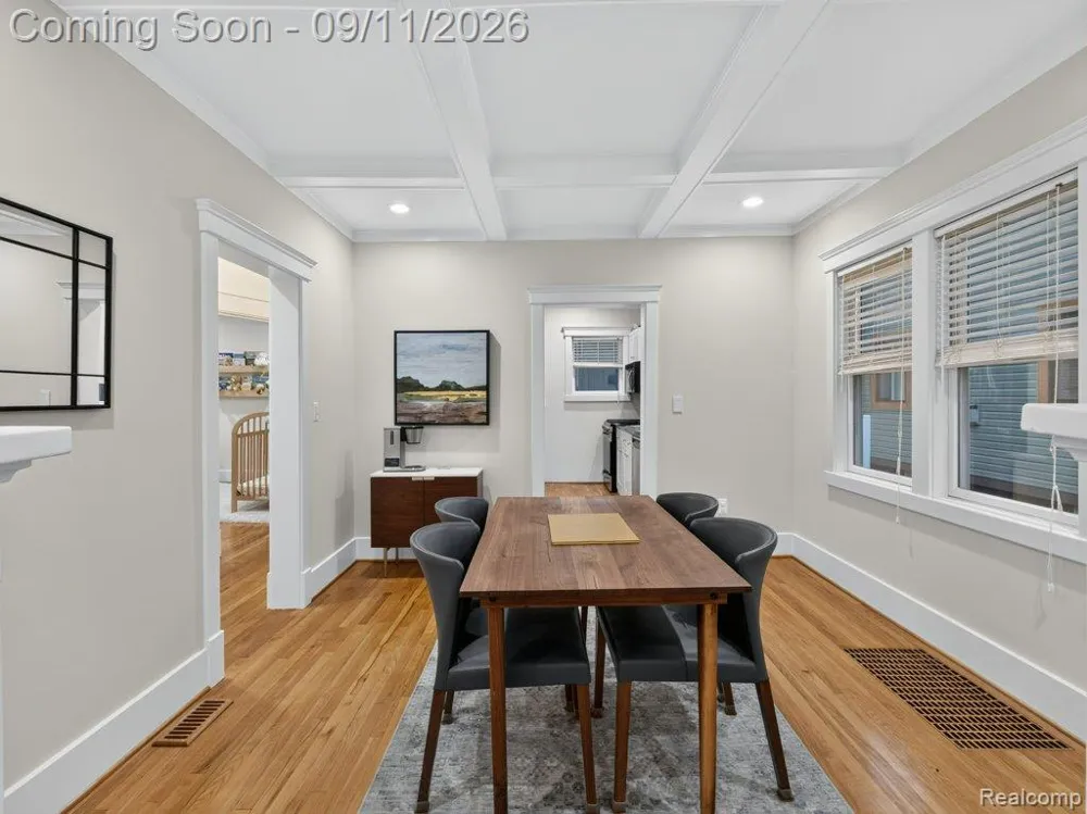 332 E Maplehurst Street Ferndale City, MI 48220