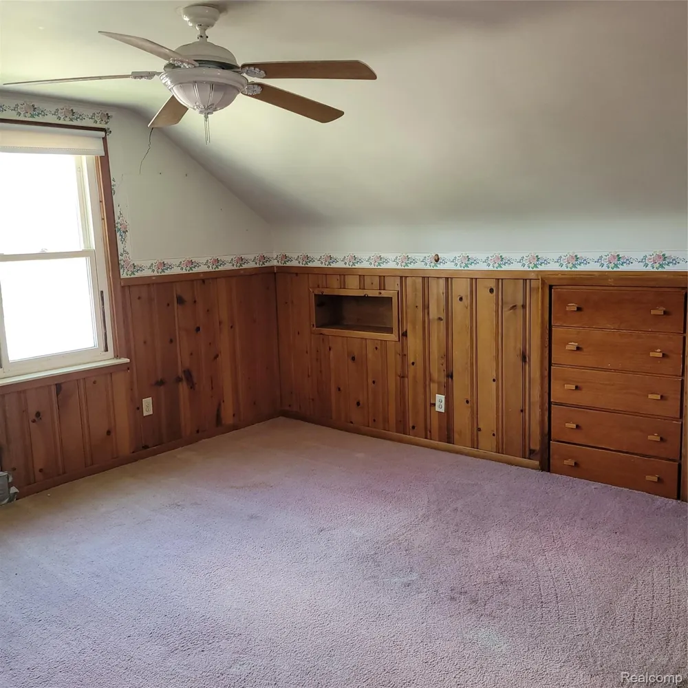 14903 Belmont Avenue Allen Park City, MI 48101