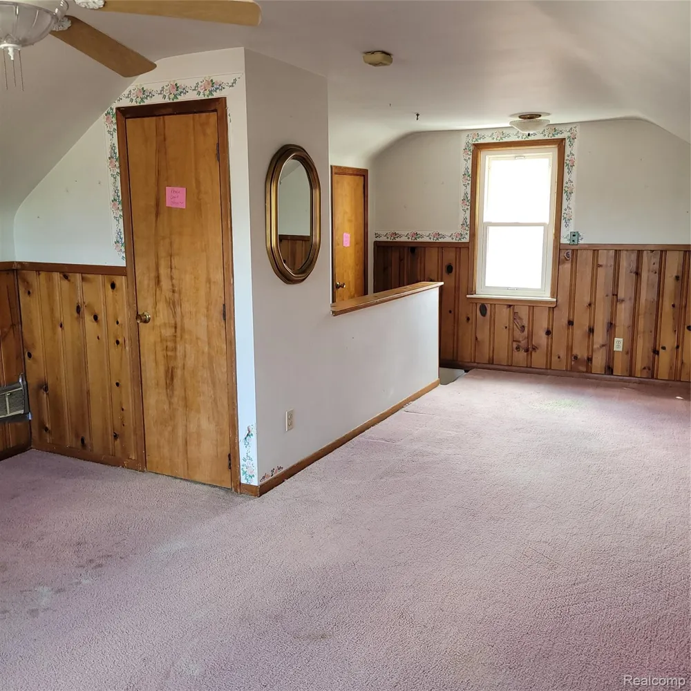14903 Belmont Avenue Allen Park City, MI 48101