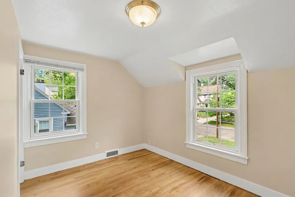 1101 Cherry Street Kalamazoo City, MI 49008
