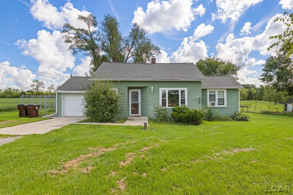 6561 N Adrian Highway Raisin Township, MI 49286