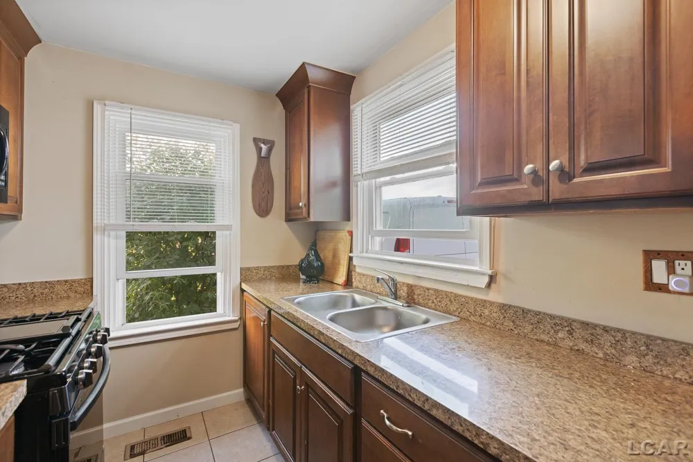 6561 N Adrian Highway Raisin Township, MI 49286