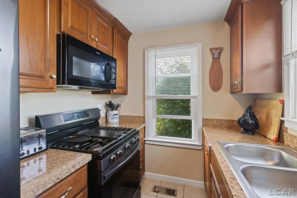 6561 N Adrian Highway Raisin Township, MI 49286