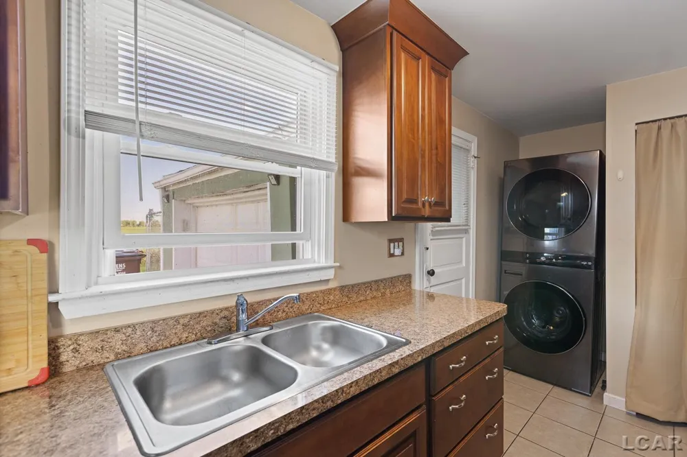 6561 N Adrian Highway Raisin Township, MI 49286