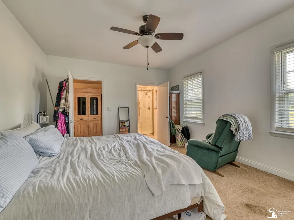 18318 Kent Road Dundee Township, MI 48131