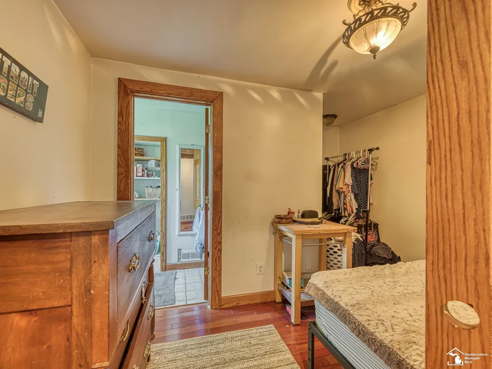 18318 Kent Road Dundee Township, MI 48131