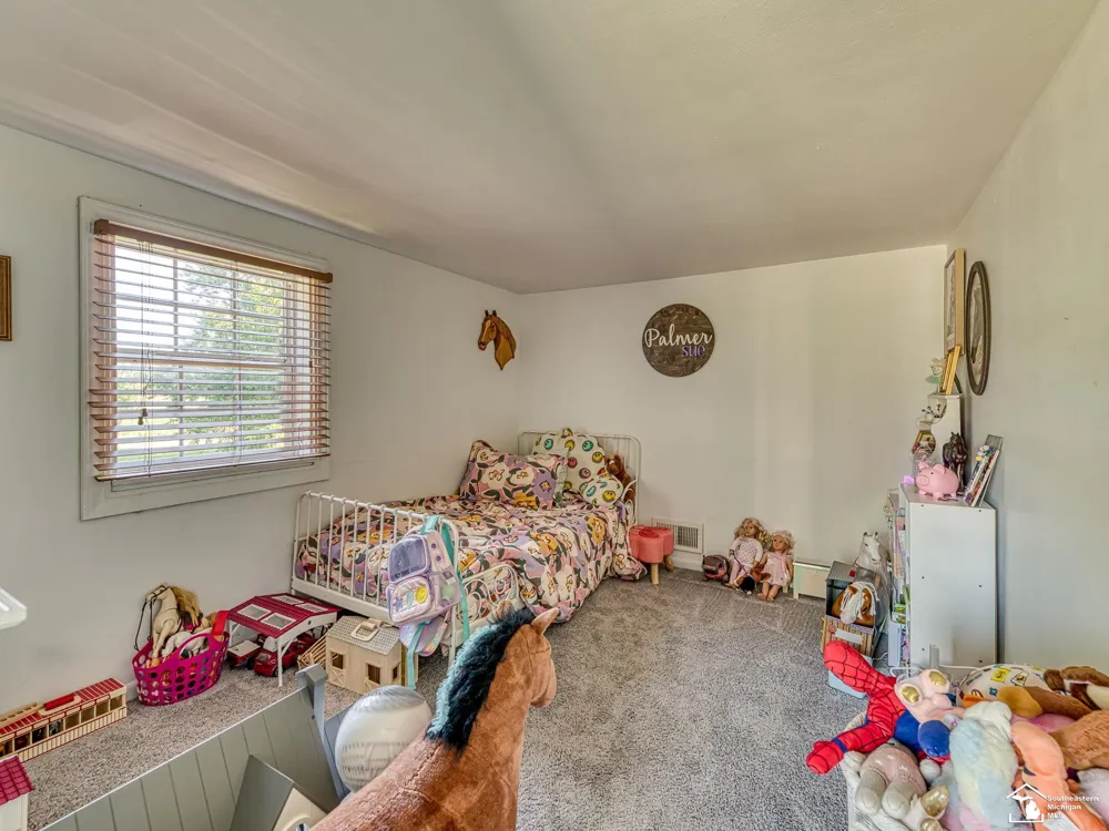 18318 Kent Road Dundee Township, MI 48131