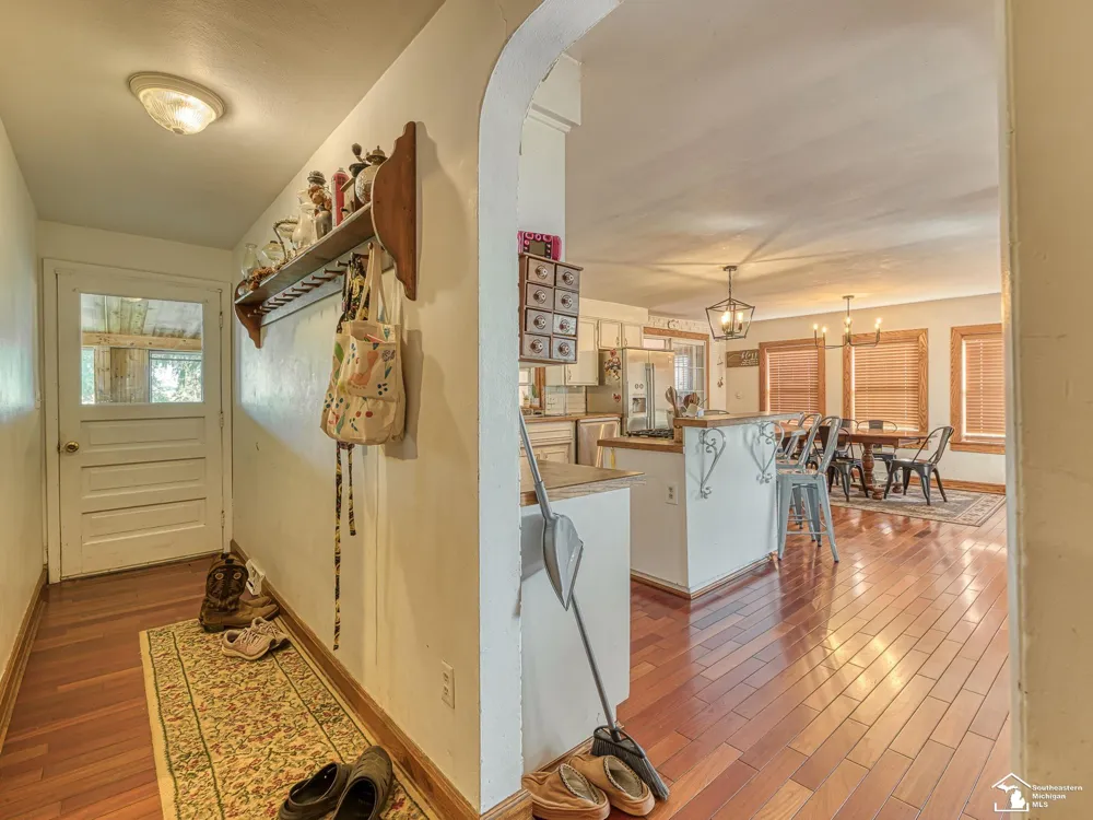 18318 Kent Road Dundee Township, MI 48131