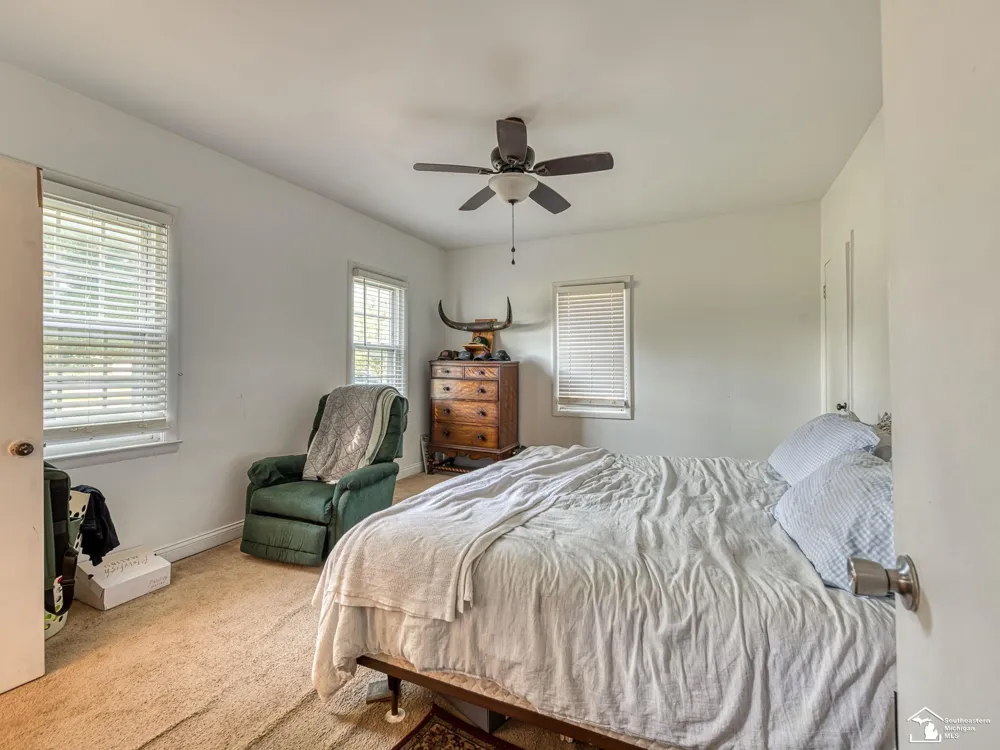 18318 Kent Road Dundee Township, MI 48131