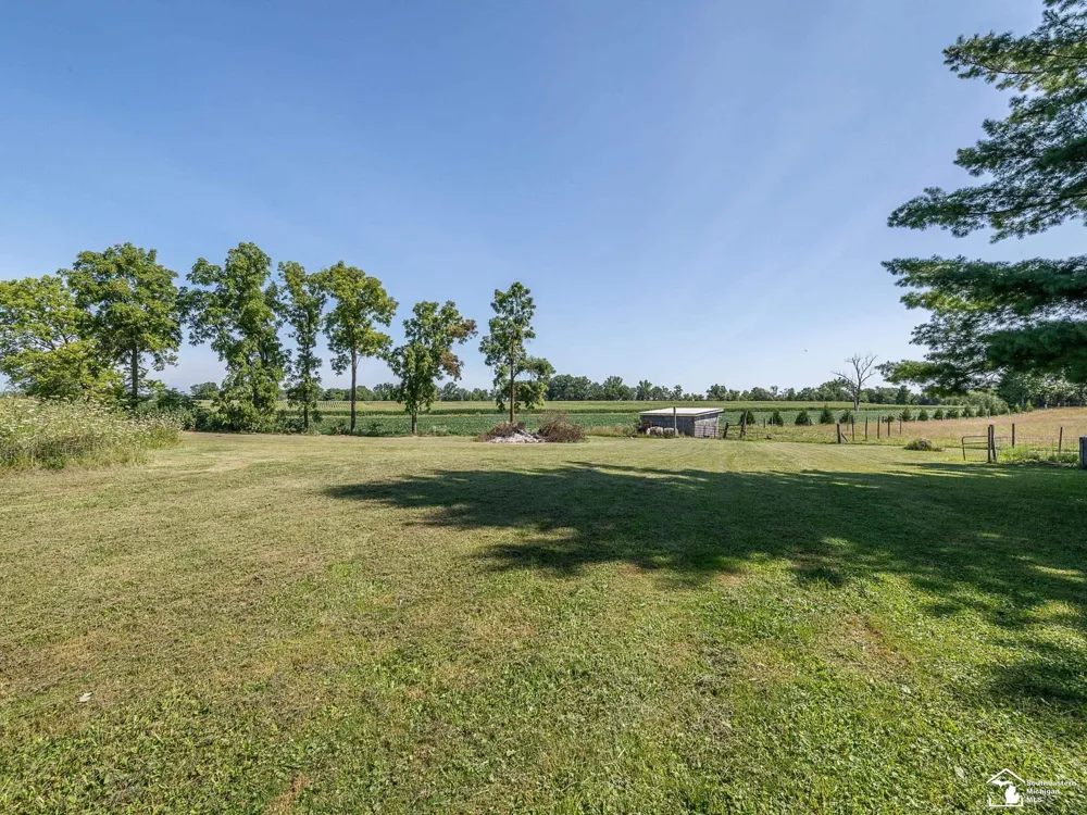 18318 Kent Road Dundee Township, MI 48131