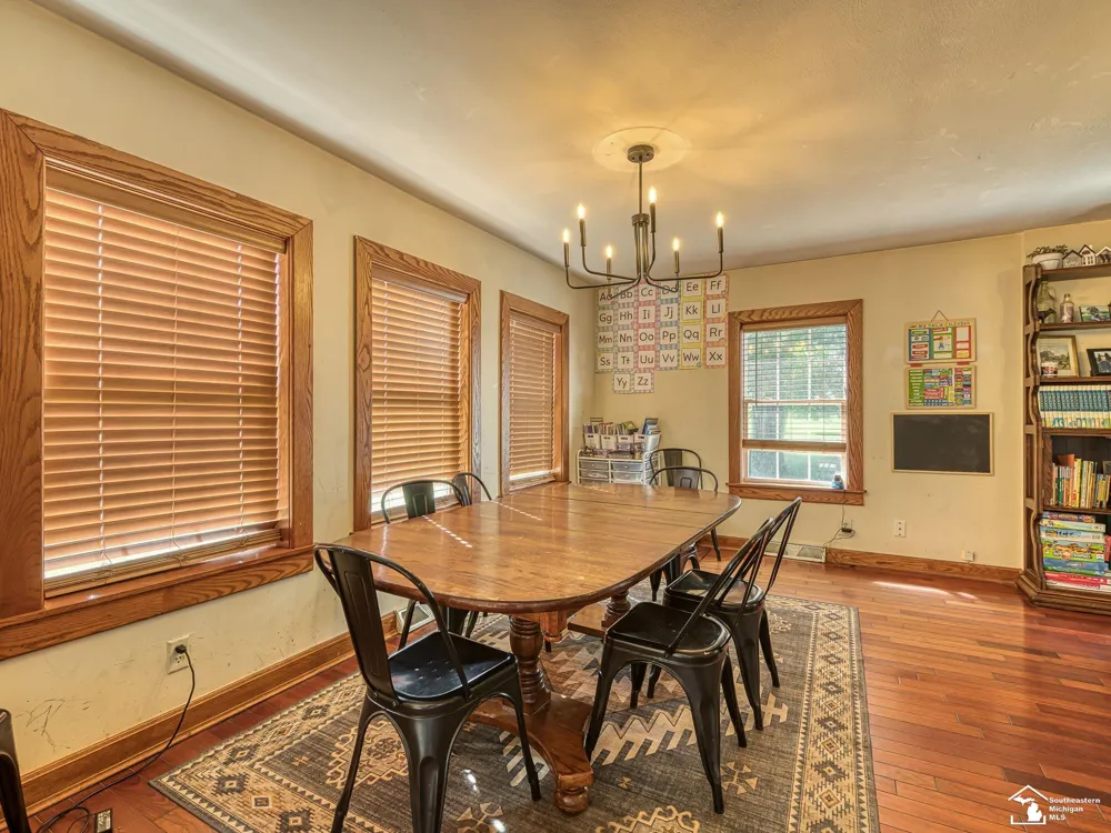 18318 Kent Road Dundee Township, MI 48131
