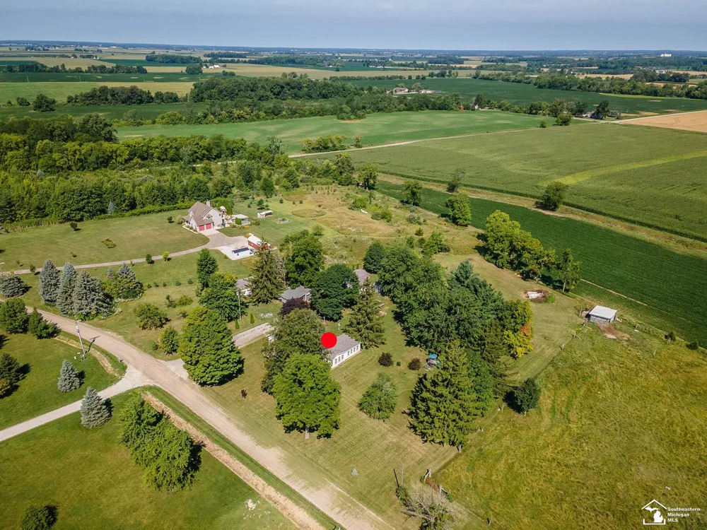 18318 Kent Road Dundee Township, MI 48131