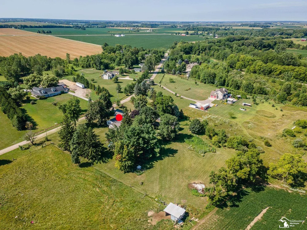 18318 Kent Road Dundee Township, MI 48131