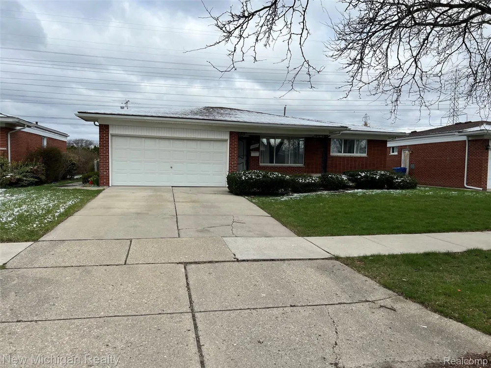 32403 LANCASTER DRIVE Warren City, MI 48088