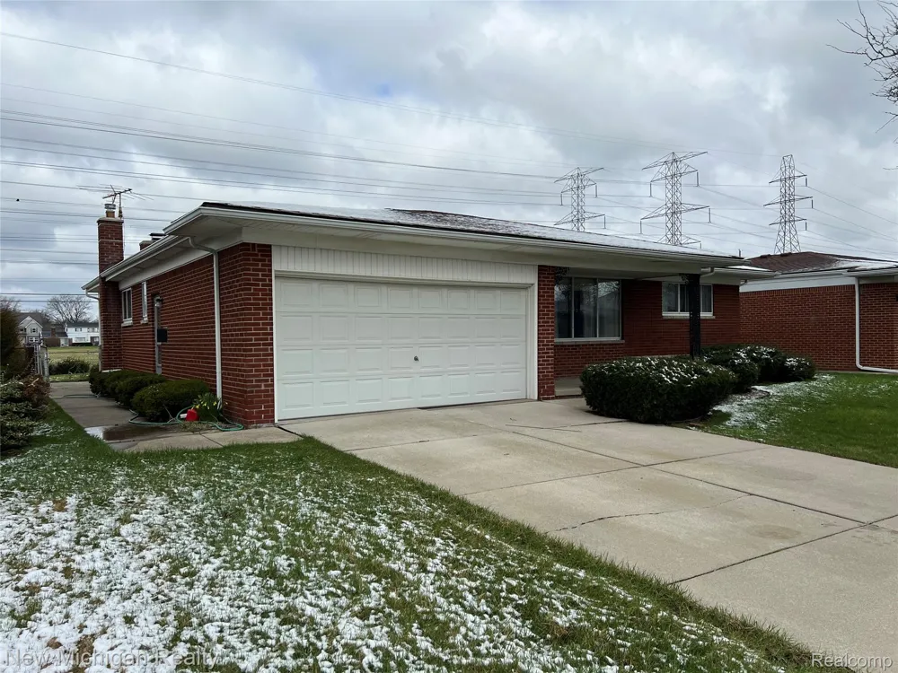 32403 LANCASTER DRIVE Warren City, MI 48088