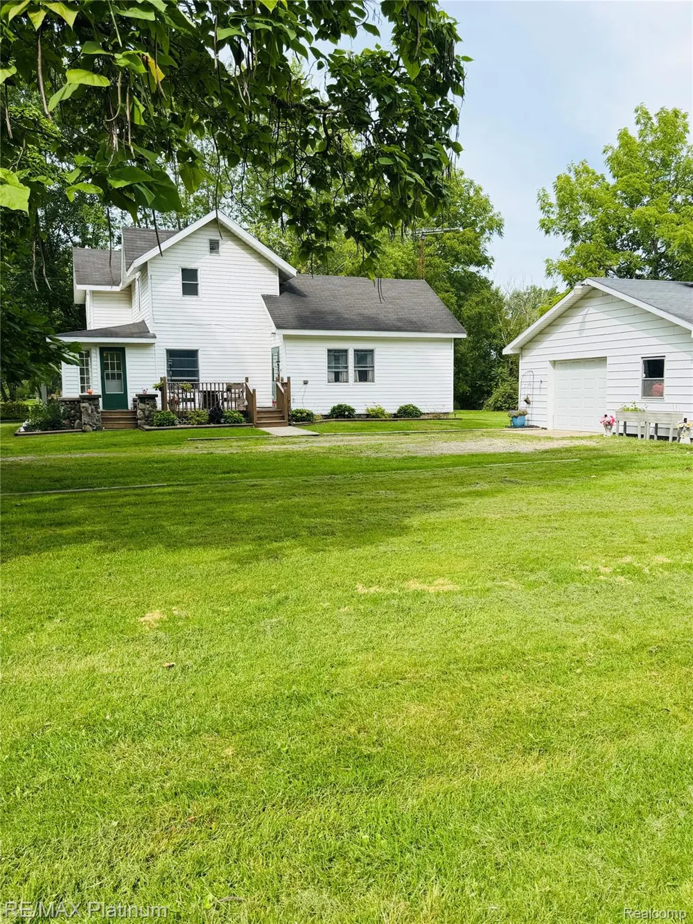 10551 E Goodall Road Durand City, MI 48429