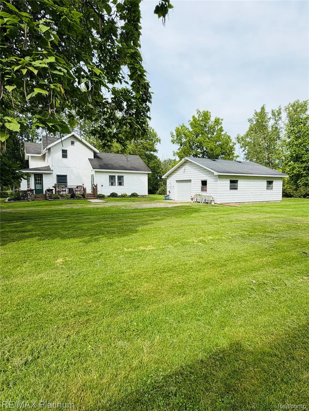 10551 E Goodall Road Durand City, MI 48429