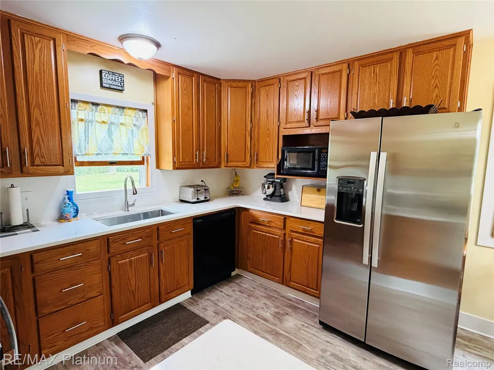 10551 E Goodall Road Durand City, MI 48429