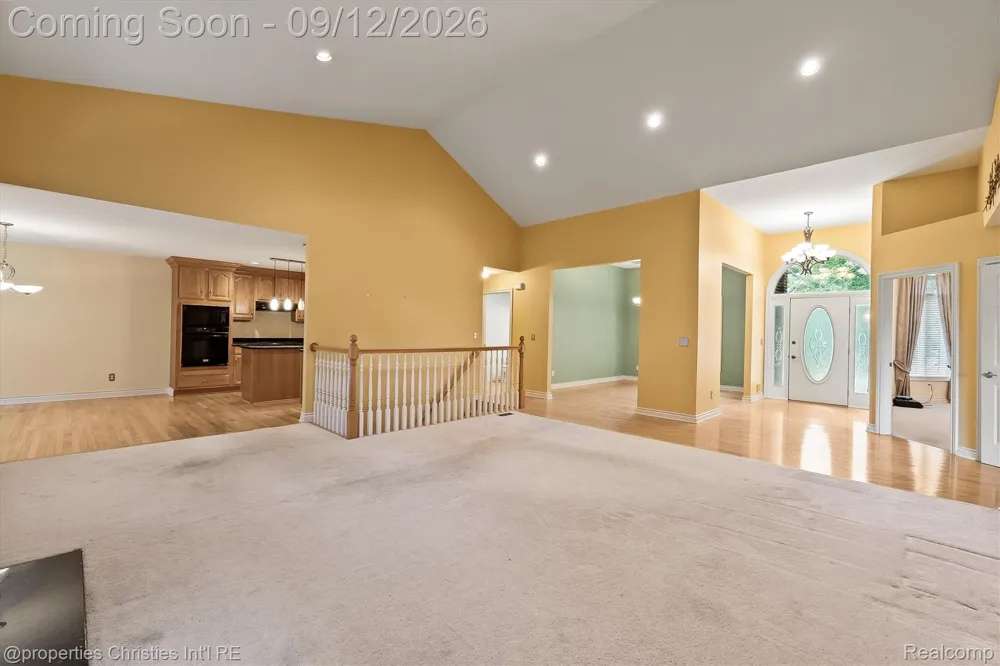 1132 Wood Trail Oxford Charter Township, MI 48371