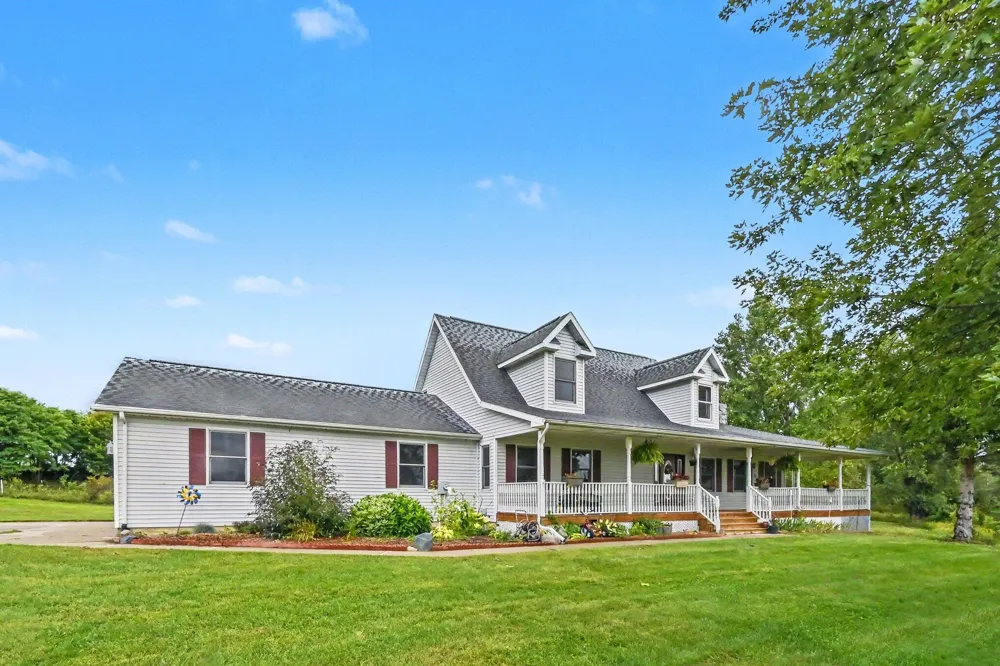 5045 Brown Road Vermontville Township, MI 49096