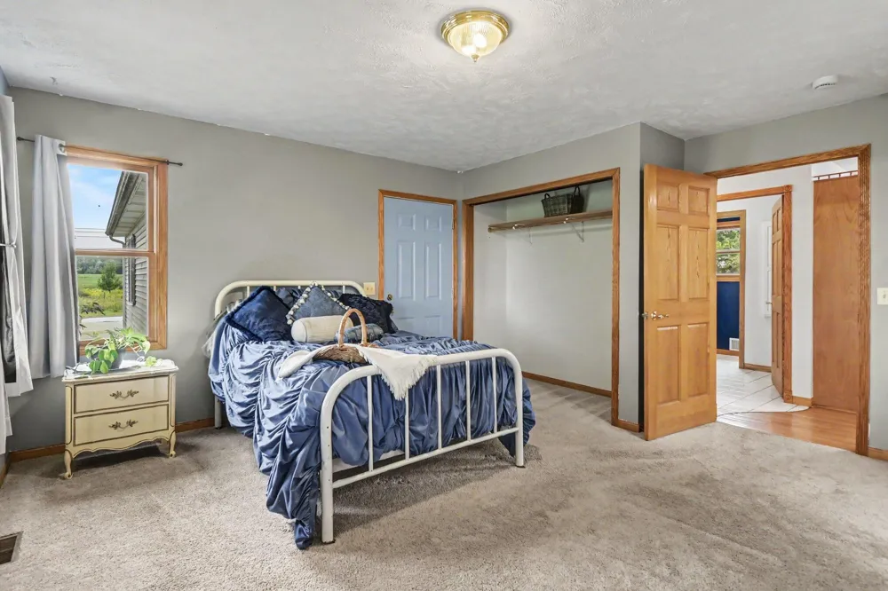 5045 Brown Road Vermontville Township, MI 49096