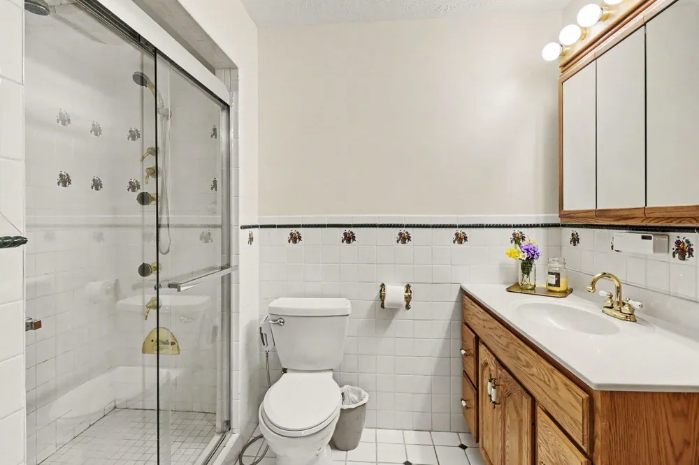 5045 Brown Road Vermontville Township, MI 49096
