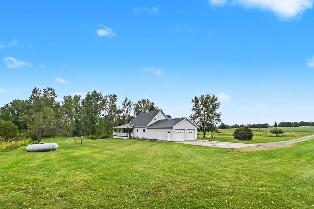 5045 Brown Road Vermontville Township, MI 49096