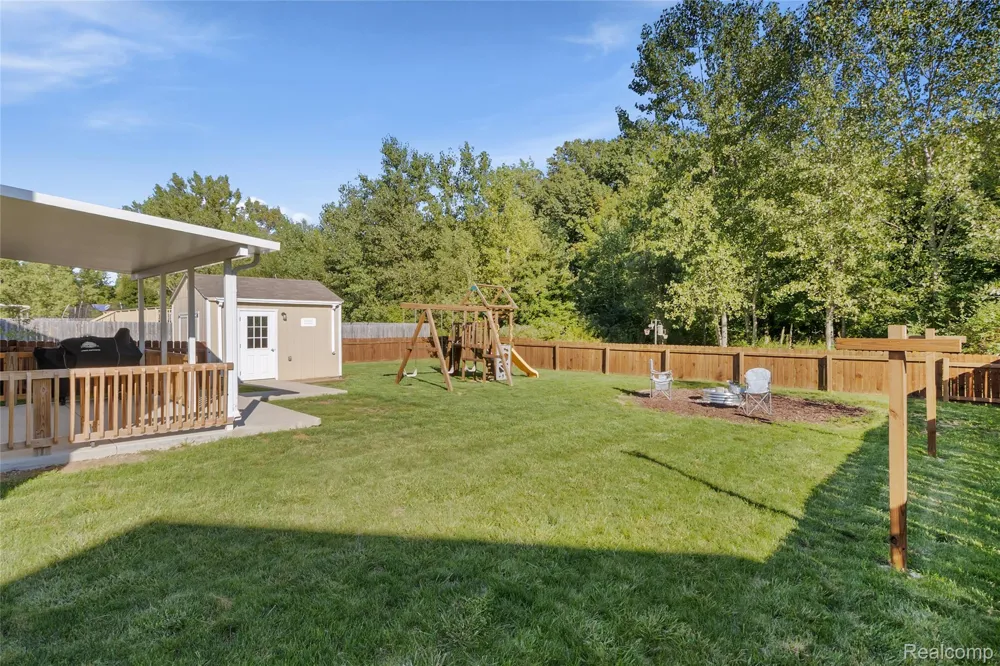 6195 Crooked River Drive Mundy Township, MI 48473