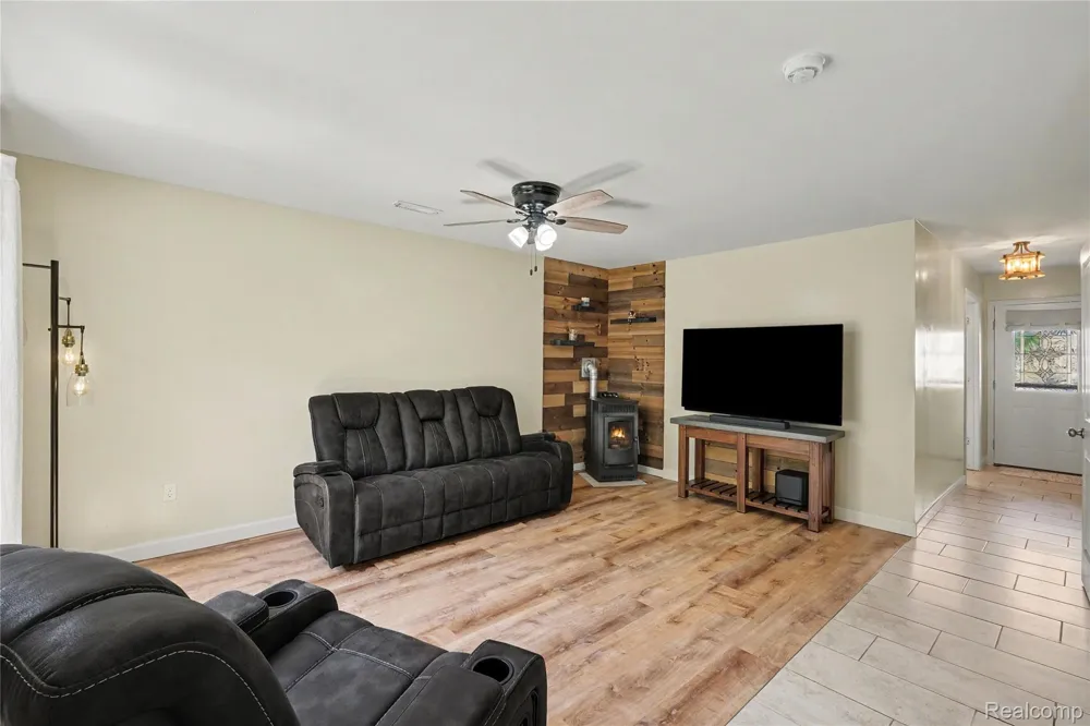 6195 Crooked River Drive Mundy Township, MI 48473