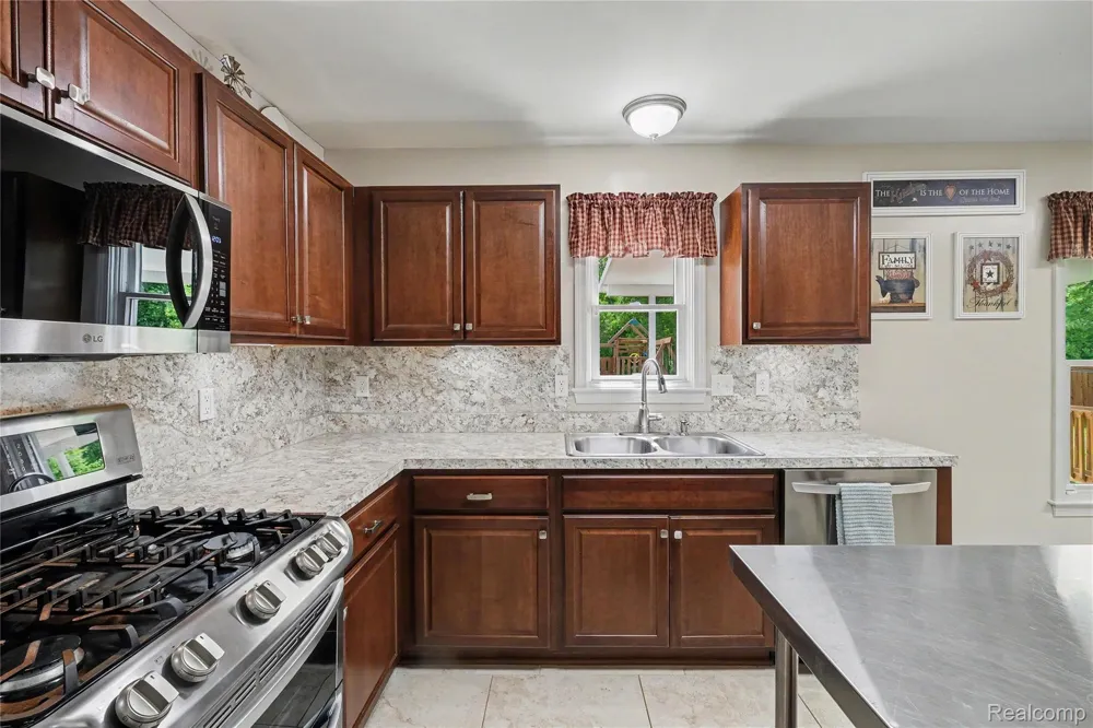 6195 Crooked River Drive Mundy Township, MI 48473